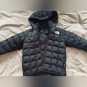 The North Face Kids black Jacket reversible